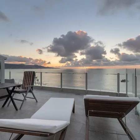 Living Canteras Homes - Beachfront Rooftop Apartment